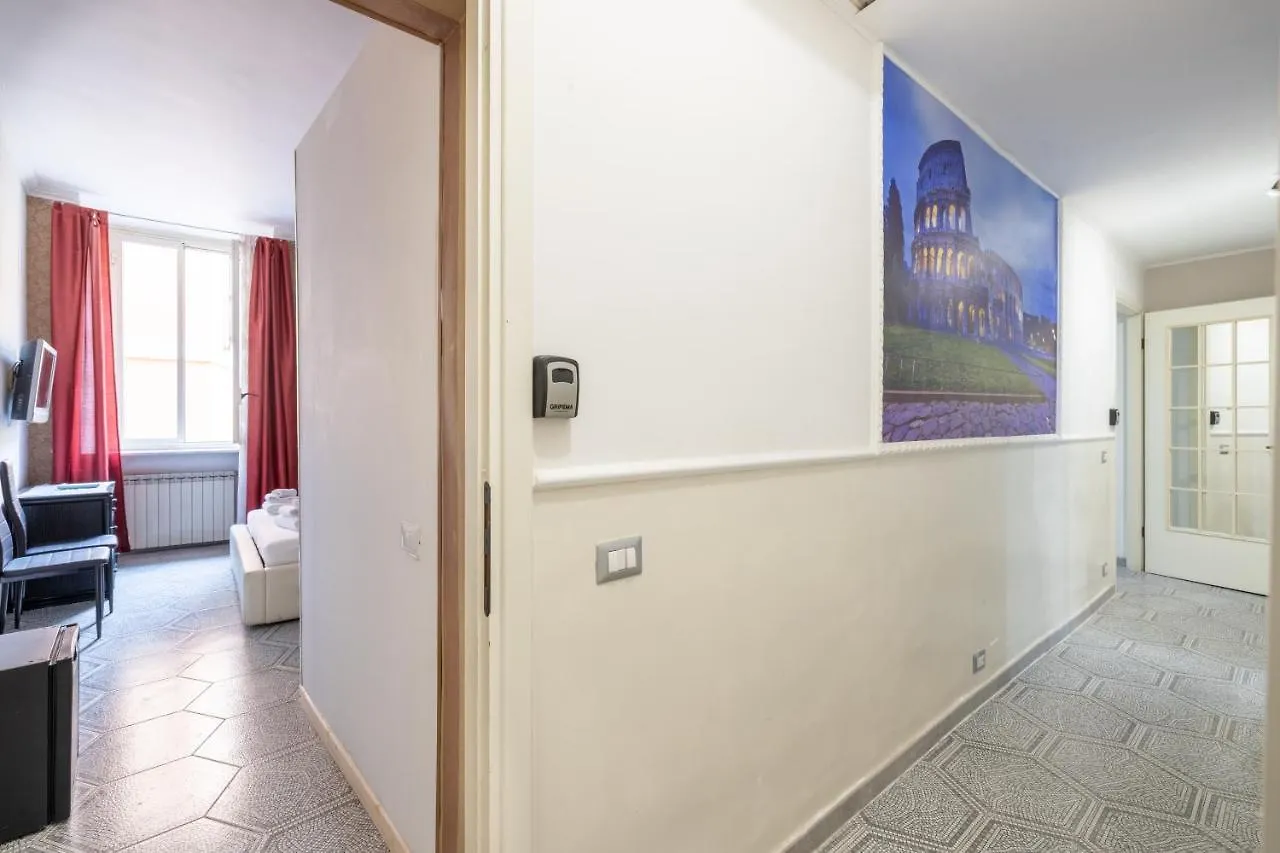 Гостевой дом Piazza Di Spagna 5 Stelle Parlamento Room Рим Италия